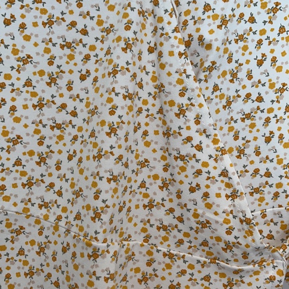 Hollister Dress - Picture 2 of 5